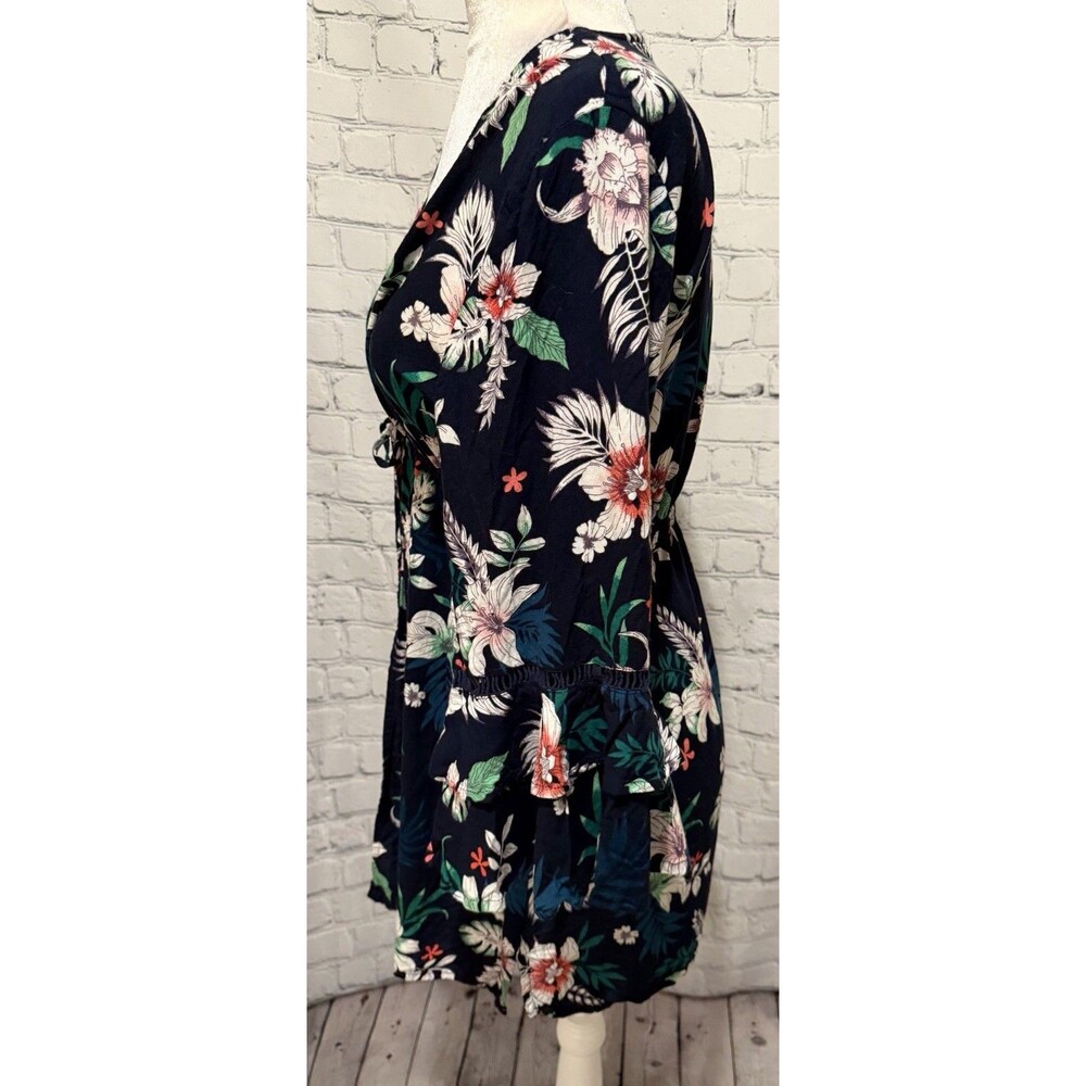 Blue Island Blue Floral Short Tie Front Rayon Ruffle Sleeve Wrap Dress Small - Picture 3 of 8